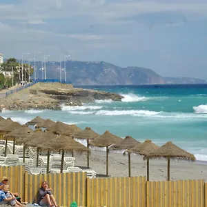 https://precioso-apartamento-en-nerja-a-50-m-de-la-playa.es-andalucia.com